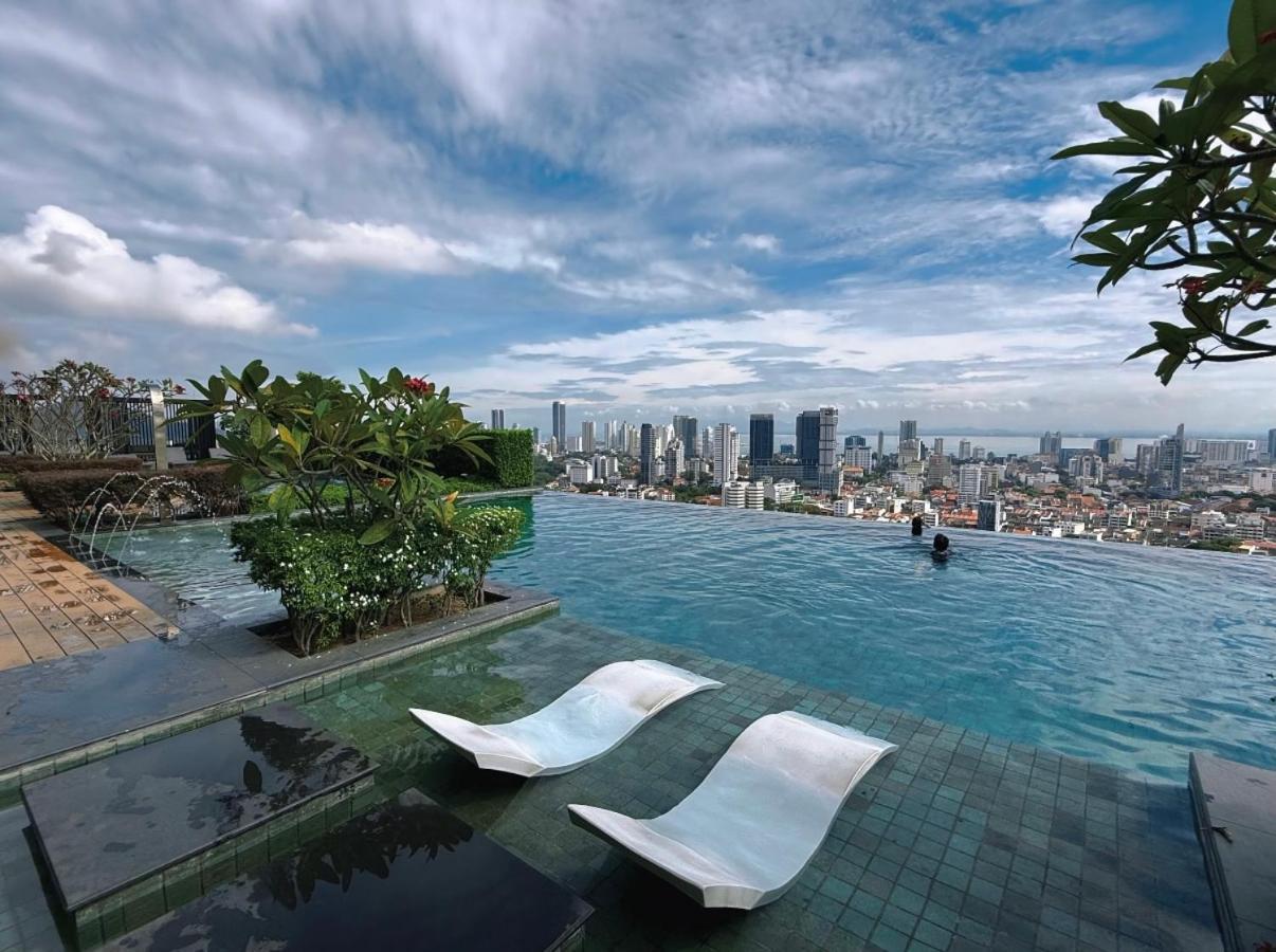 Beacon 2Br Infinity Pool - By Bnb4U George Town  Kültér fotó