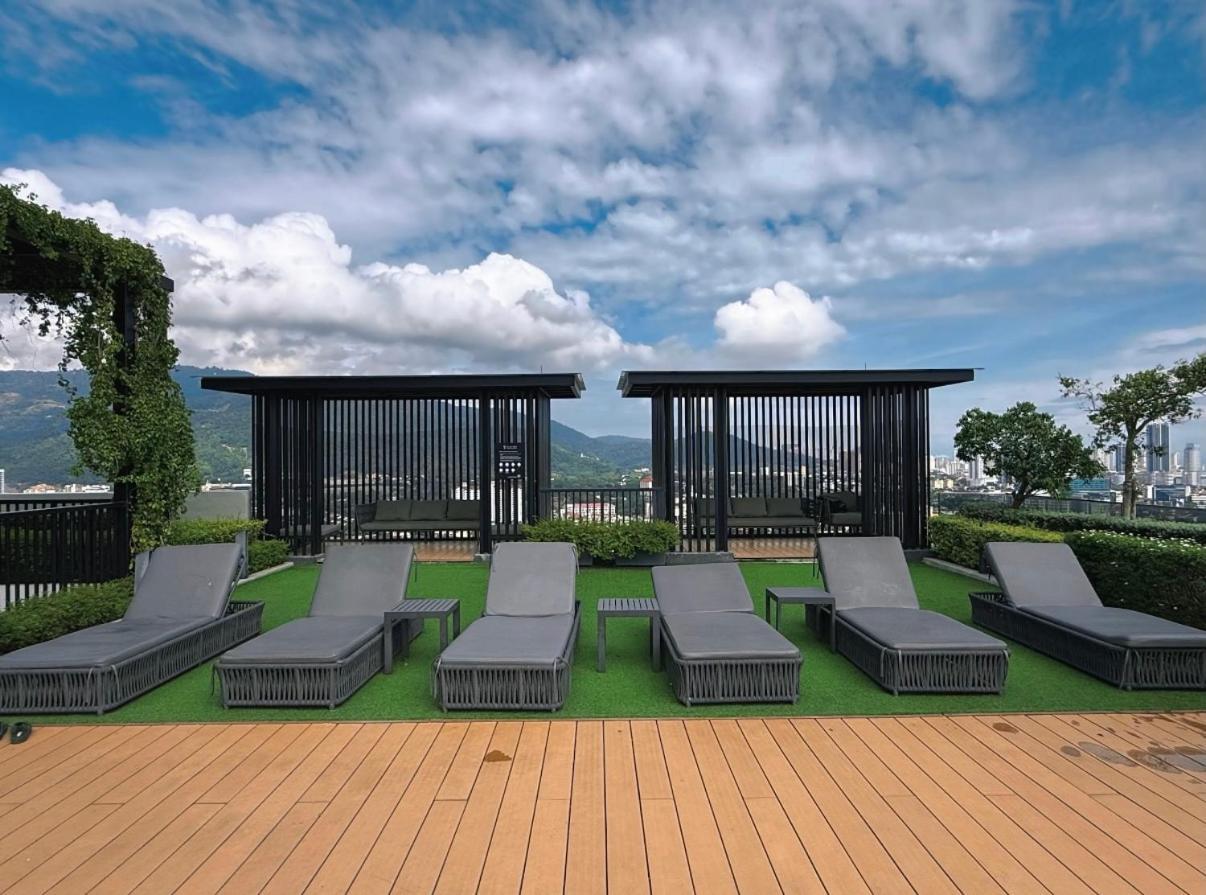 Beacon 2Br Infinity Pool - By Bnb4U George Town  Kültér fotó
